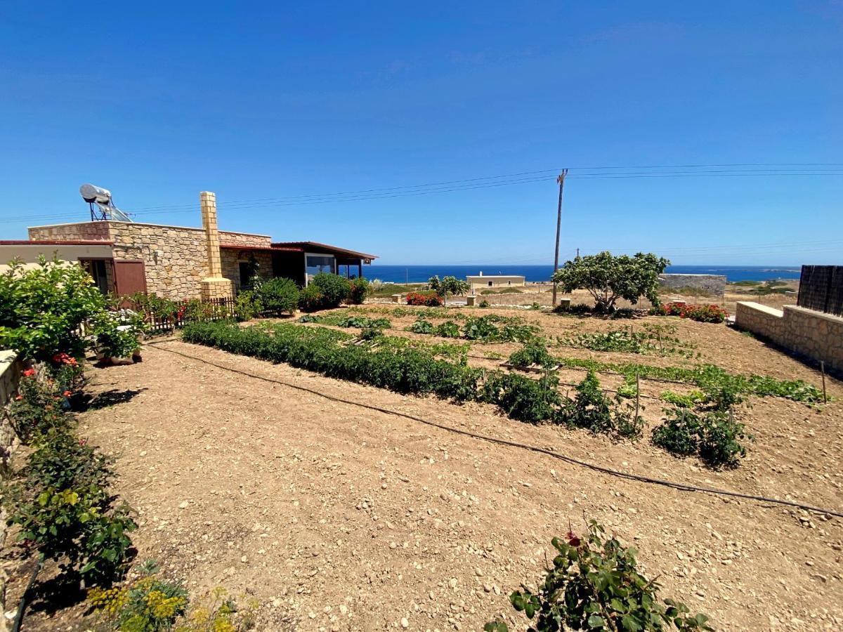Michail Suites Afiartis Karpathos Luaran gambar