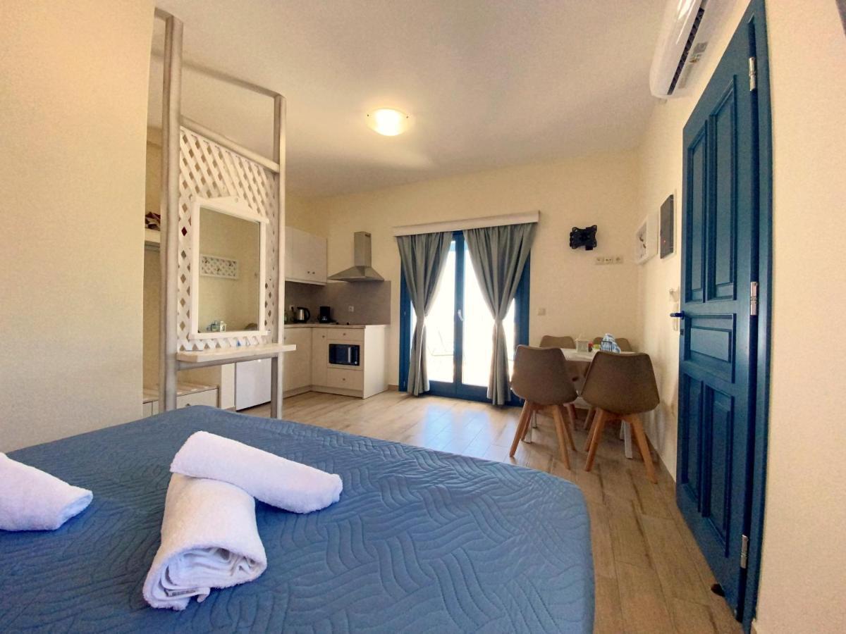 Michail Suites Afiartis Karpathos Luaran gambar